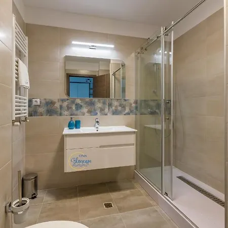 Onix Bluescape Apartment
