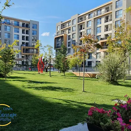 Onix Bluescape Apartment Navodari